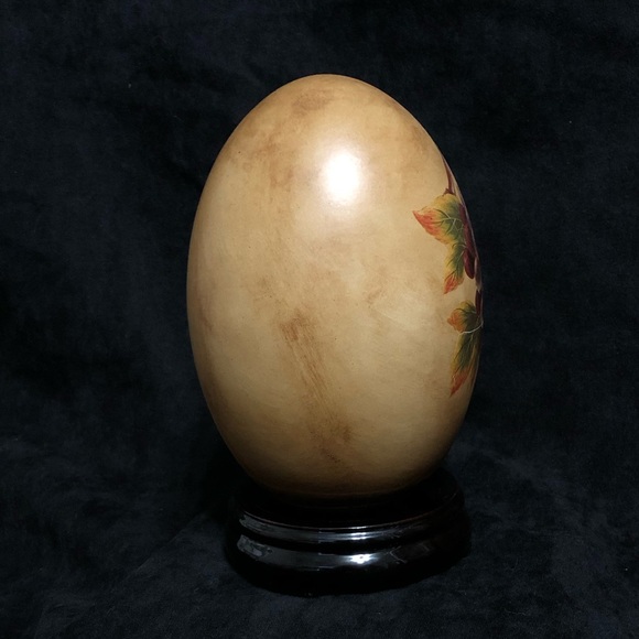 🌈3/$15🌈 Decorative Egg - Picture 4 of 9